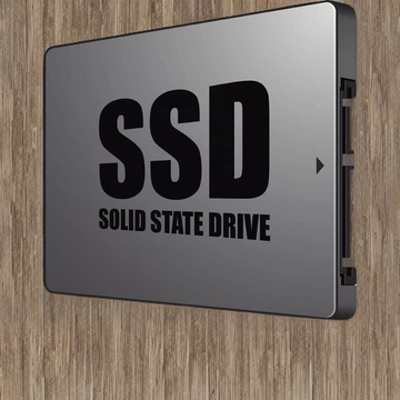 *SSD Bővítés 240GB-ra