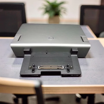 HP HSTNN-I08X USB 2.0 fejlett dokkolóállomás DVI VGA RJ45 RS232 PS2 csatlakozókkal HP EliteBook ProBook laptophoz