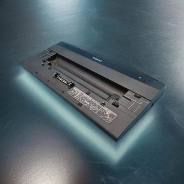 TOSHIBA Hi-Speed Port Replicator II pa3916e-1prp  Dokkoló