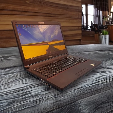 Japán megbízhatóság Fujitsu Lifebook E544 i7-4712MQ/8GB/256SSD/14
