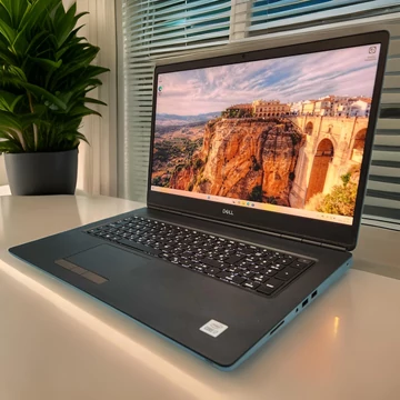 DELL Precision 7750 I7-10850H/32GB/1TB  NVME SSD