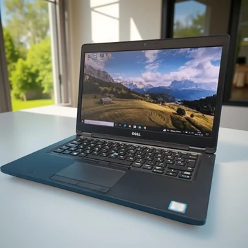 DELL Latitude E5480 üzleti laptop i5-7300U processzorral, 16GB DDR4 RAM, 128GB SSD, 14 colos FHD kijelző, fekete színben