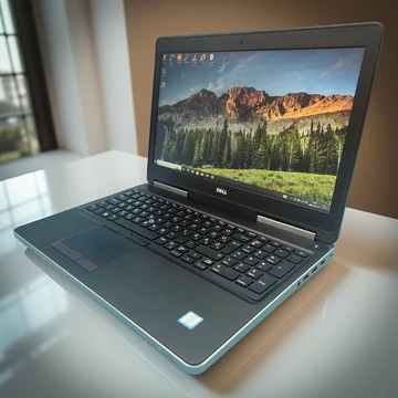 DELL Precision 7520  XEOn E3-1545M/32GB/512SSD/NVIDIA M1200