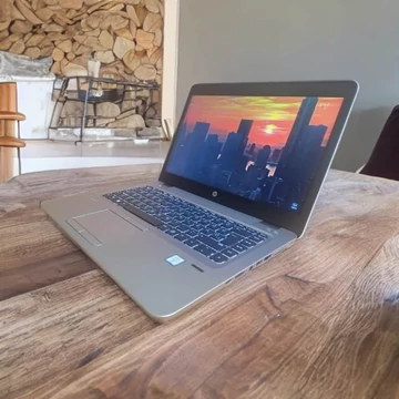 Munkára termett Érintőképernyős HP EliteBook 840 G3 I5