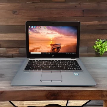 Lenyűgöző és könnyű HP EliteBook 820 G3 i5-6300u/8DDR4/256SSD/12,5”/FHD Laptop