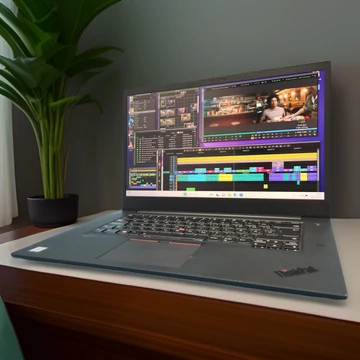 Lenovo ThinkPad P1 professzionális laptop Quadro P2000 grafikával, fekete színben