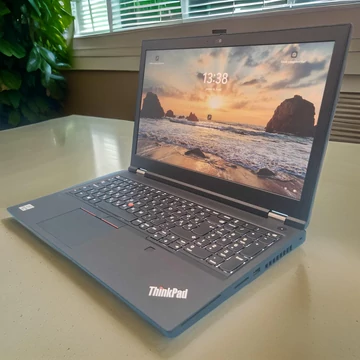 ThinkPad P15 i7-11850H/32/512NVME SSD