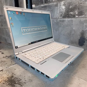 Autódiagnosztikára is Panasonic CF-LX6-2 Intel Core i5-7300U/8GB/240/14