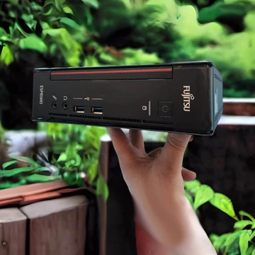 Bárhova belefér, bármit elvégez Fujitsu Esprimo Mini PC Q556 I3-6100T/16/240SSD/WIFI