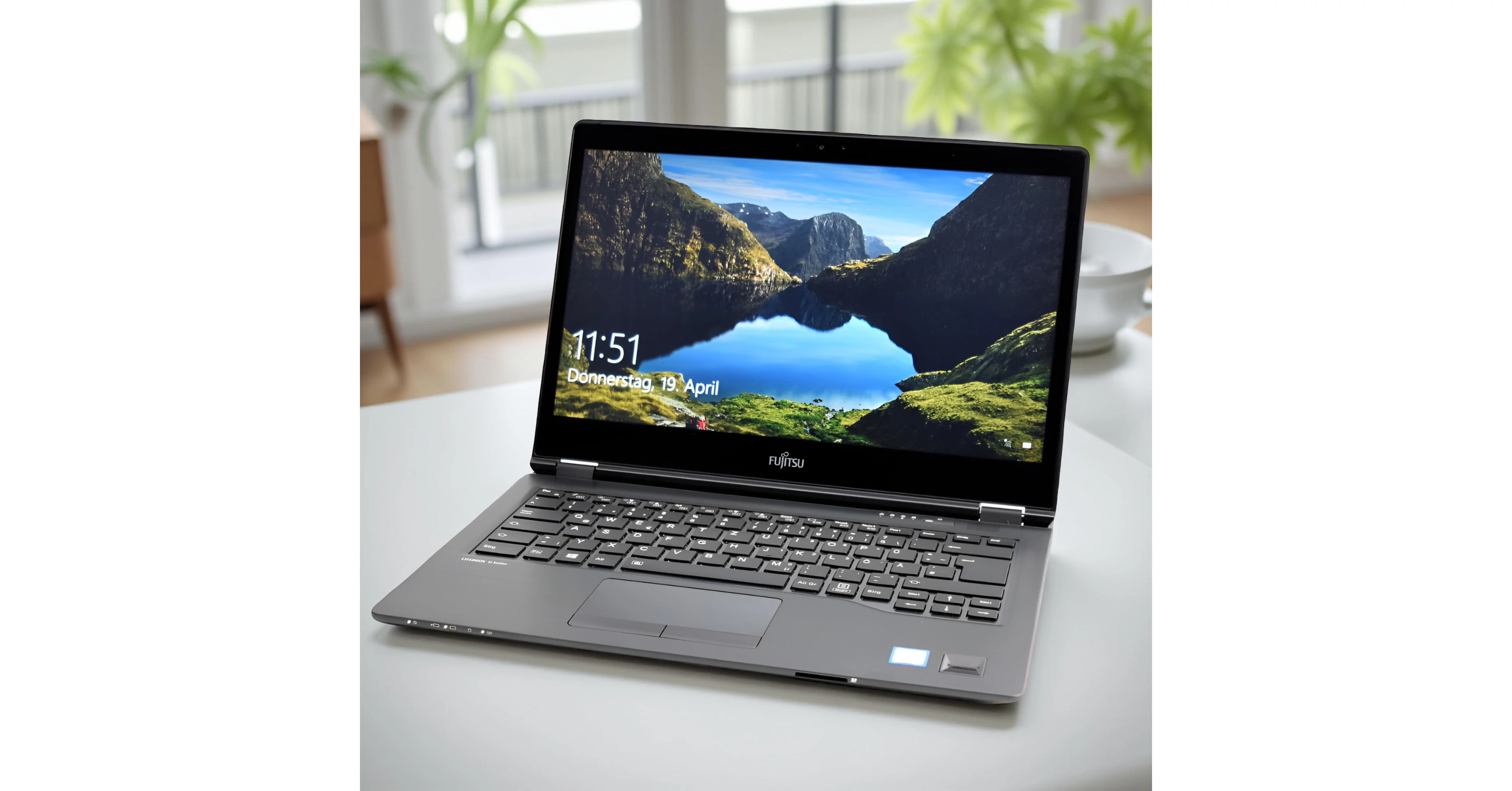 Fujitsu Lifebook U748 i7 (16/512) | 14 Csúcskategóriás Gép | NaniPC