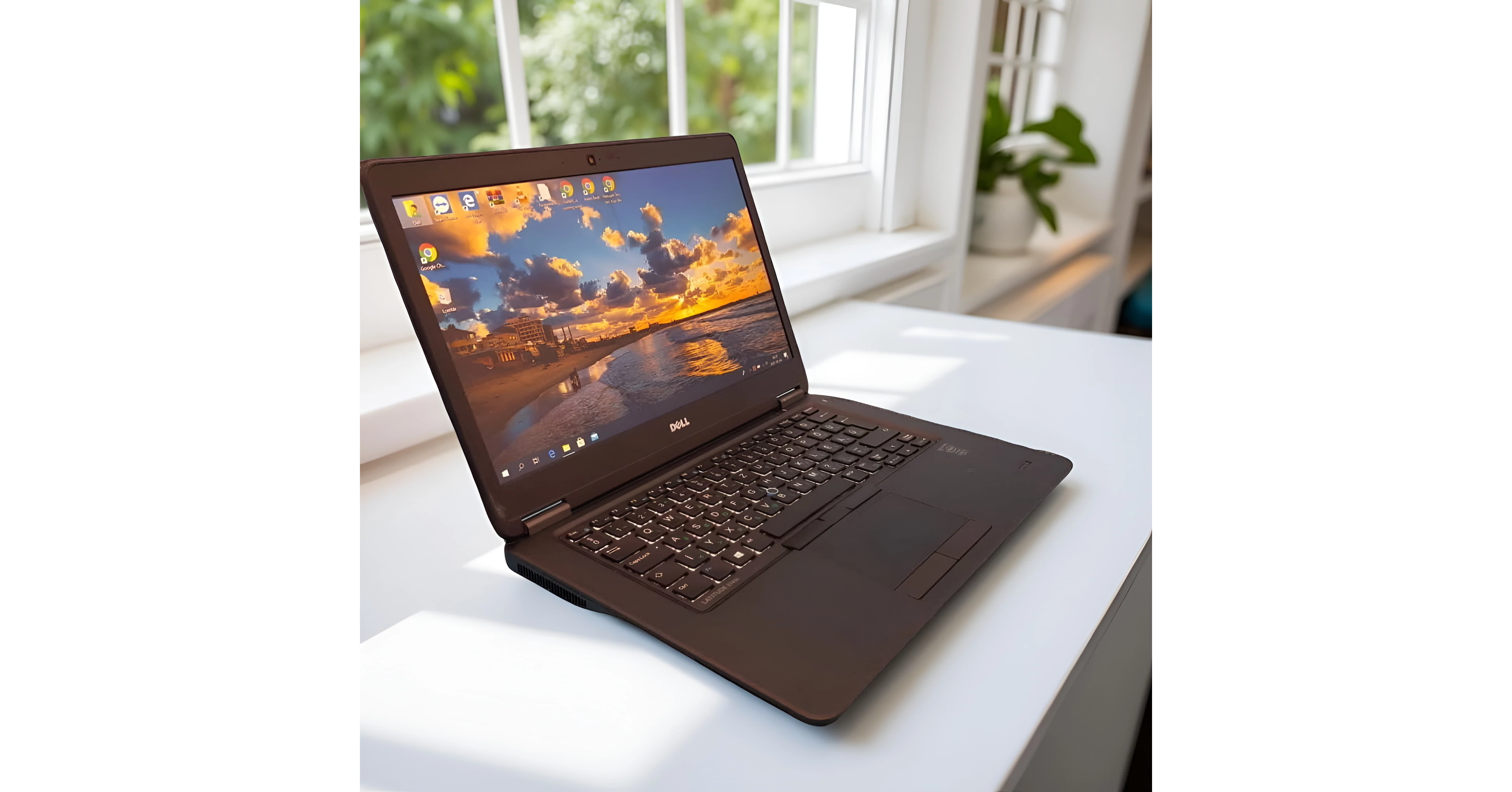 Dell Latitude E7470 i5 (8/256) | 14 FHD Elegáns Gép | NaniPC