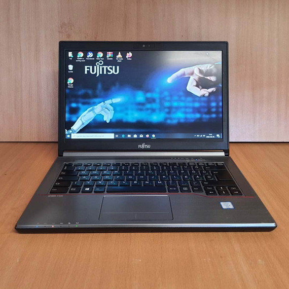 Ultrabook Fujitsu Lifebook E746 i7-6500u/8GB DDR4/256SSD/14”/FHD Laptop Ultrabook Fujitsu Lifebook E746 i7-6500u/8GB DDR4/256SSD/14”/FHD Laptop
