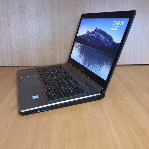Ultrabook Fujitsu Lifebook E746 i7-6500u/8GB DDR4/256SSD/14”/FHD Laptop Ultrabook Fujitsu Lifebook E746 i7-6500u/8GB DDR4/256SSD/14”/FHD Laptop