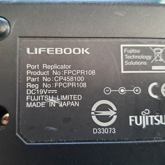 Fujitsu FPCPR108 portreplikátor a Lifebook P701, P702, P771, P772 laptop sorozathoz dokkoló Fujitsu FPCPR108 portreplikátor a Lifebook P701, P702, P771, P772 laptop sorozathoz dokkoló