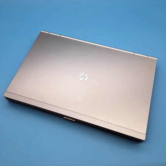 Leértékelve aksi 0 perc Strapabíró HP EliteBook 8570P i5-3320M/4GB/256SSD/DVD-RW/15,6" Laptop
