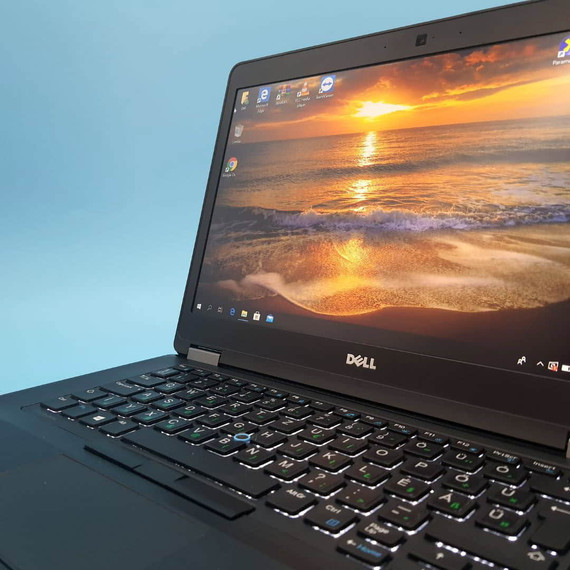 Prémium minőségű DELL E5470 i5-6300u/8GB/256SSD/FHD/14" Laptop Prémium minőségű DELL E5470 i5-6300u/8GB/256SSD/FHD/14" Laptop