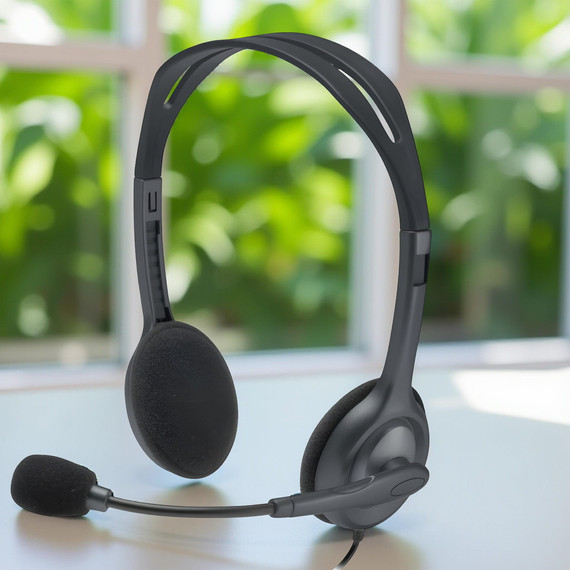 Logitech H111 sztereó mikrofonos fejhallgató