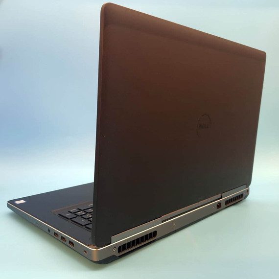 Grafikai Erőmű DELL Precision 7720 i7-7820HQ/16GB/256SSD/Nvidia P3000 6GB/17,3" Grafikai Erőmű DELL Precision 7720 i7-7820HQ/16GB/256SSD/Nvidia P3000 6GB/17,3"