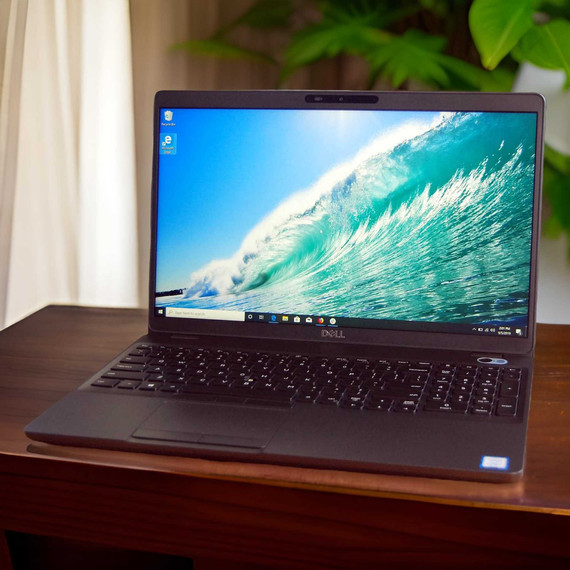 Nagy teljesítményű DELL Precision 3541 i7-9850H/32GB/512SSD/NVIDIA P620 4GB/FHD/ 15,6" Nagy teljesítményű DELL Precision 3541 i7-9850H/32GB/512SSD/NVIDIA P620 4GB/FHD/ 15,6"