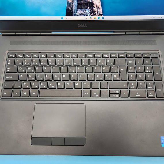 Egy másik dimenzió Dell Precision 7760 i7-11850H/32GB/512GB NVME SSD/RTX A3000 6GB/17,3" Egy másik dimenzió Dell Precision 7760 i7-11850H/32GB/512GB NVME SSD/RTX A3000 6GB/17,3"