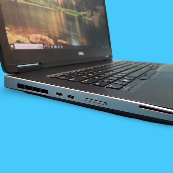 Mérnöki Erőmű DELL Precision 7730 i7-8750H/32GB/256SSD/AMD WX 7100 8GB/17,3" Mérnöki Erőmű DELL Precision 7730 i7-8750H/32GB/256SSD/AMD WX 7100 8GB/17,3"