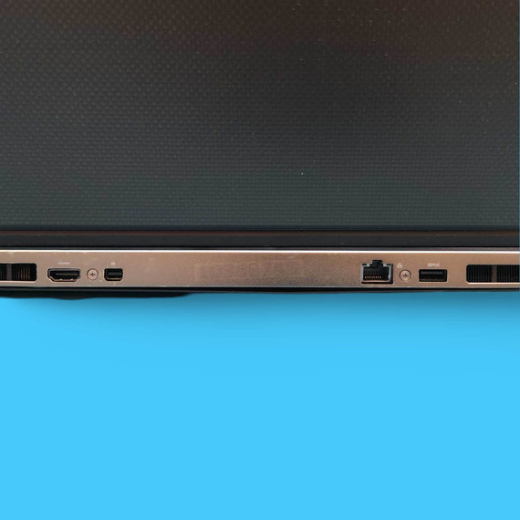 Mérnöki Erőmű DELL Precision 7730 i7-8750H/32GB/256SSD/AMD WX 7100 8GB/17,3" Mérnöki Erőmű DELL Precision 7730 i7-8750H/32GB/256SSD/AMD WX 7100 8GB/17,3"