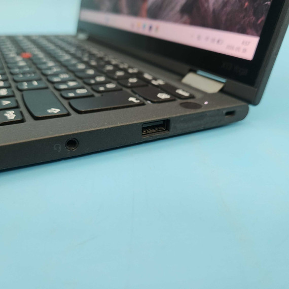Prémium Lenovo ThinkPad X13 Yoga Gen 3 i7-1265U/16GB/512GB SSD/13.5"/FHD Laptop + Toll Prémium Lenovo ThinkPad X13 Yoga Gen 3 i7-1265U/16GB/512GB SSD/13.5"/FHD Laptop + Toll