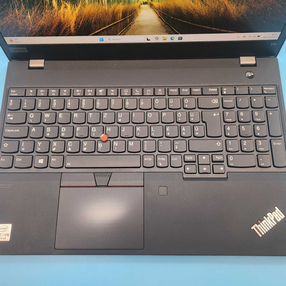 Megbízható Lenovo ThinkPad T15 i5-10310U/16GB/256SSD/FHD/15,6" Laptop