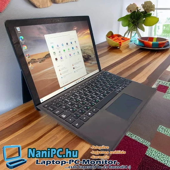 A profi Átalakuló Microsoft Surface Pro 6 i5-8350u/8/256SSD/2K/12" Touch Érintőképernyős Laptop